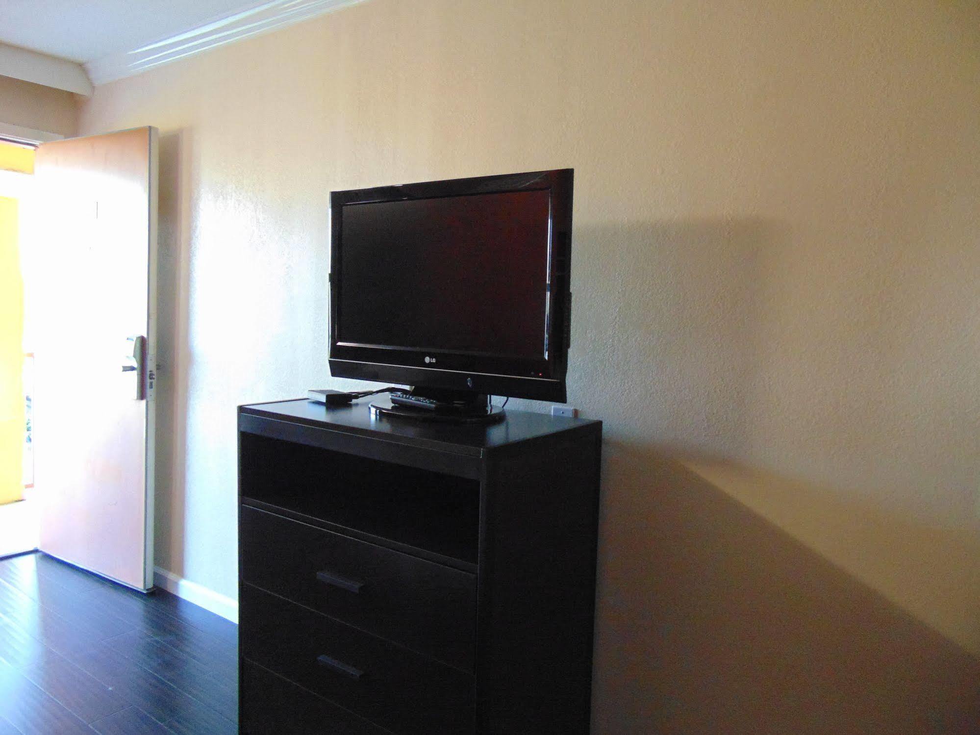 Heart Of Texas Motel Остин Экстерьер фото