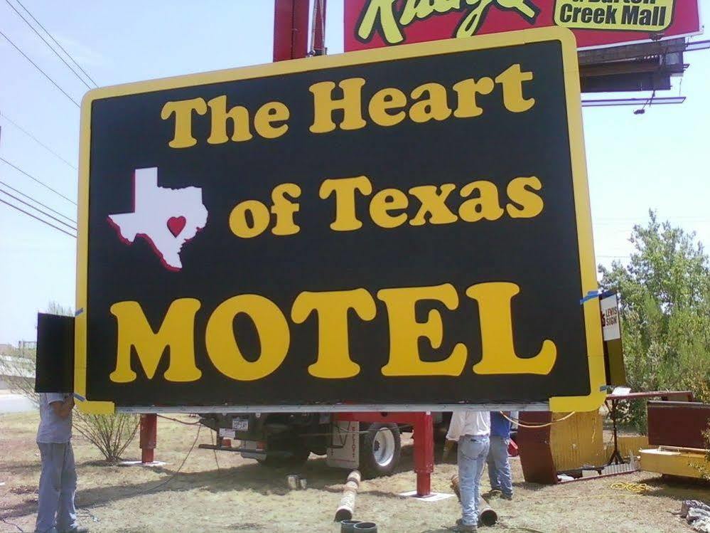 Heart Of Texas Motel Остин Экстерьер фото